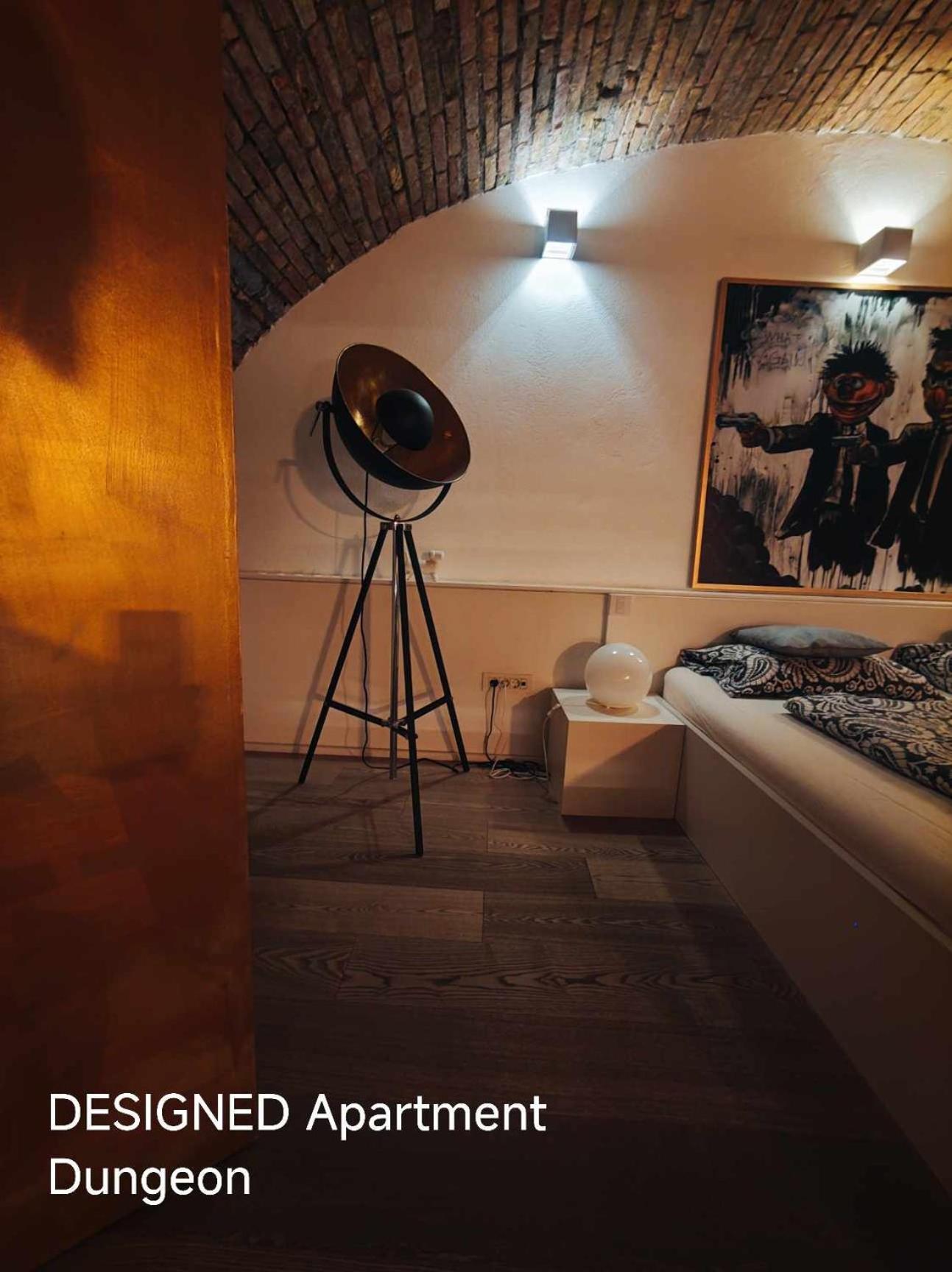 Dungeon Apartment 류블랴나 외부 사진